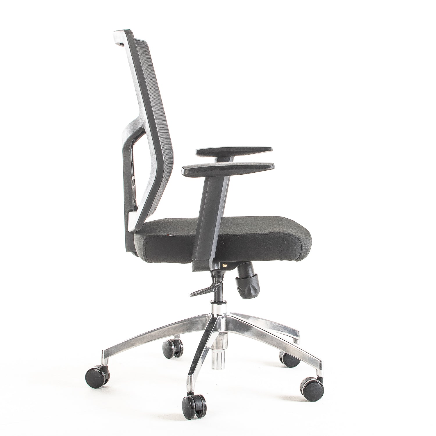 Silla operativa ergonómica reclinable con respaldo de malla BIT-1 vista lateral.