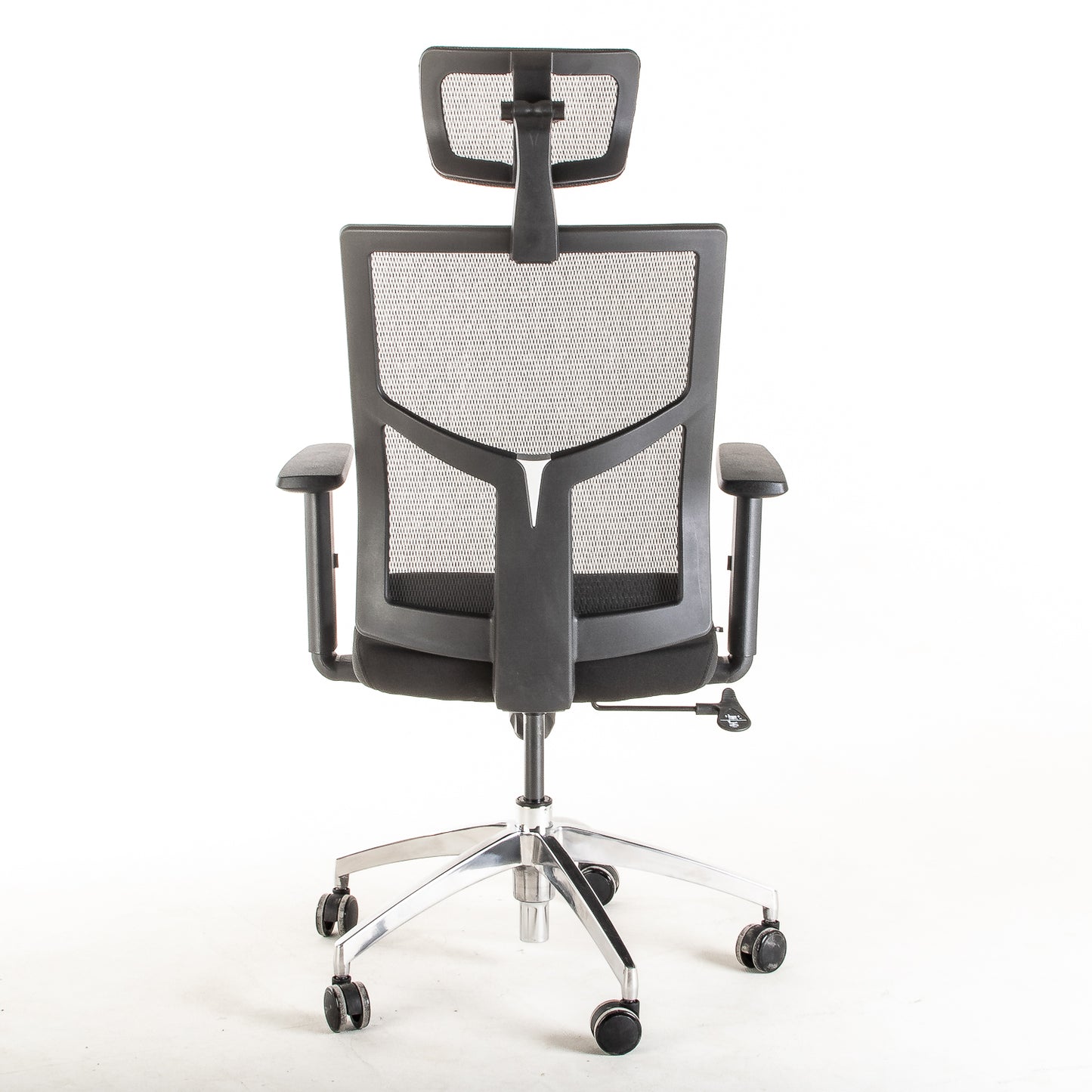 Silla operativa ergonómica reclinable con respaldo de malla BIT-1 con Cabecero vista trasera.