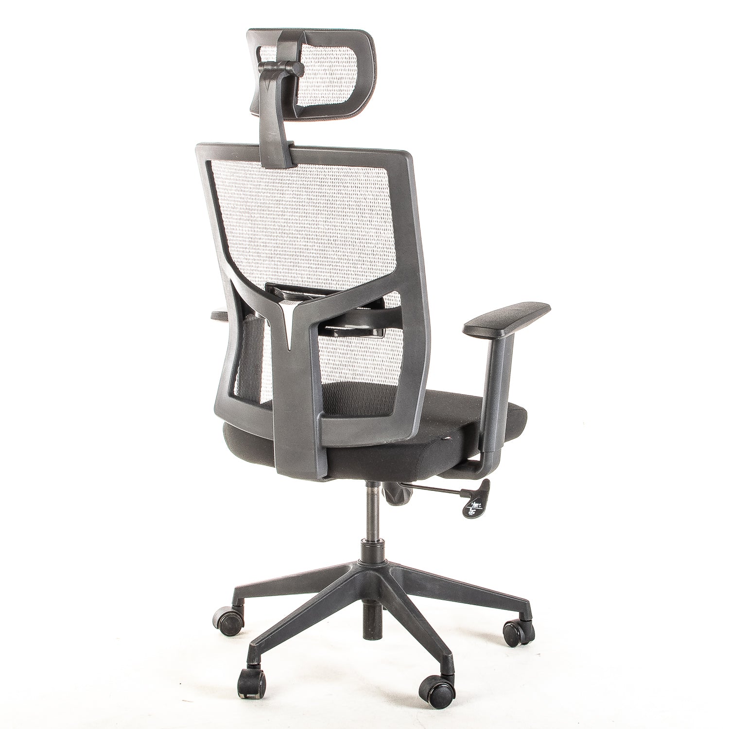 Silla operativa ergonómica con respaldo de malla BIT-2 Reclinable con Cabecero y Apoyo Lumbar Regulable vista escorso trasera.