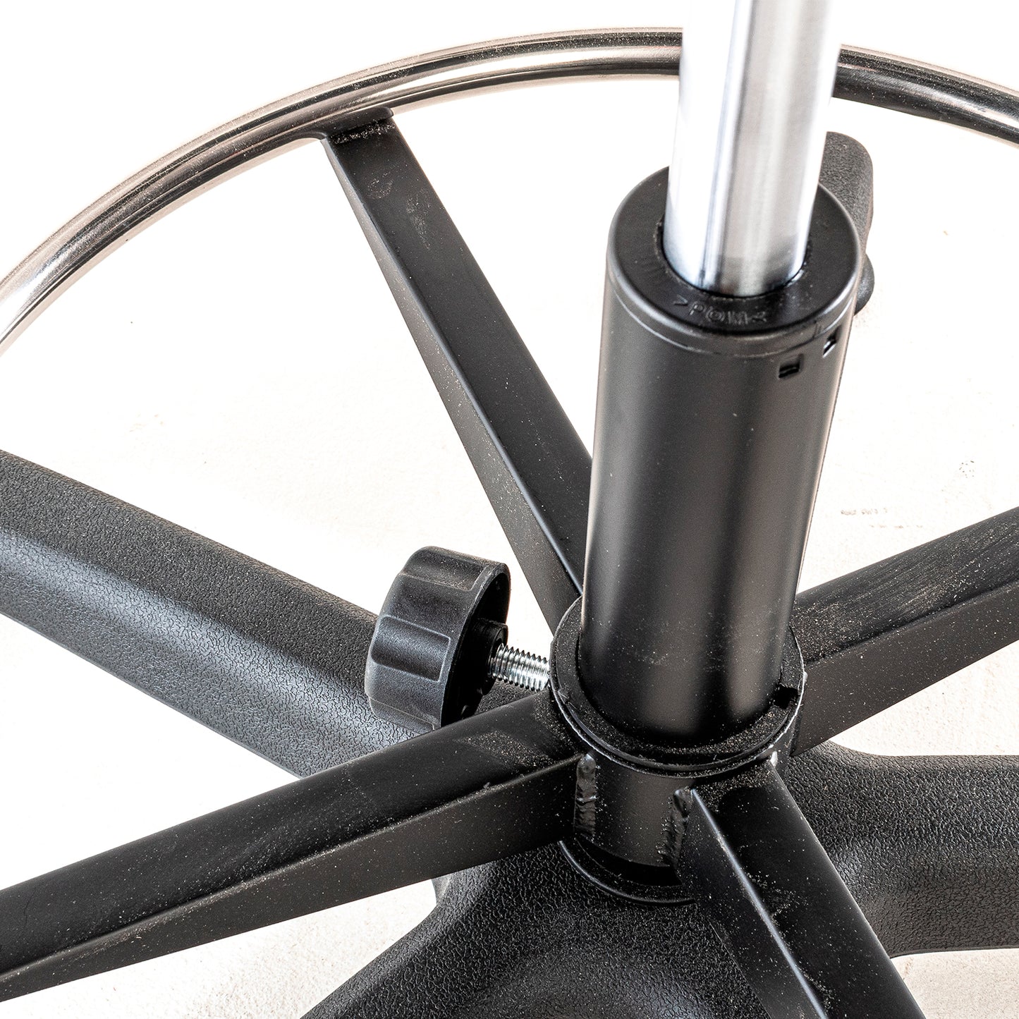 Piso de Laboratorio LAB-STOOL Aro Acero y Patines