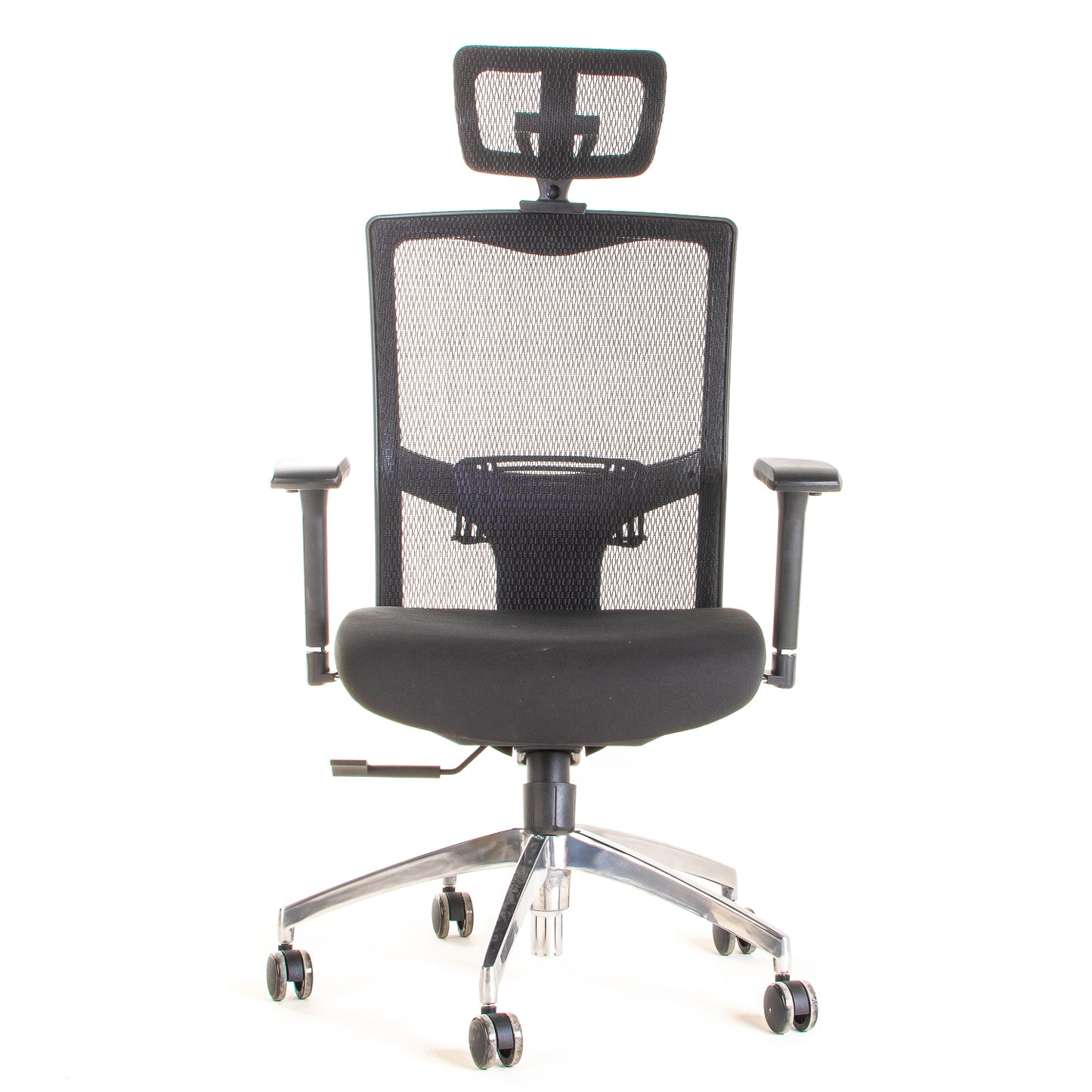 Silla ejecutiva ergonómica sincrónica con respaldo de malla y apoyo lumbar Maska-1 con Cabecero vista frente