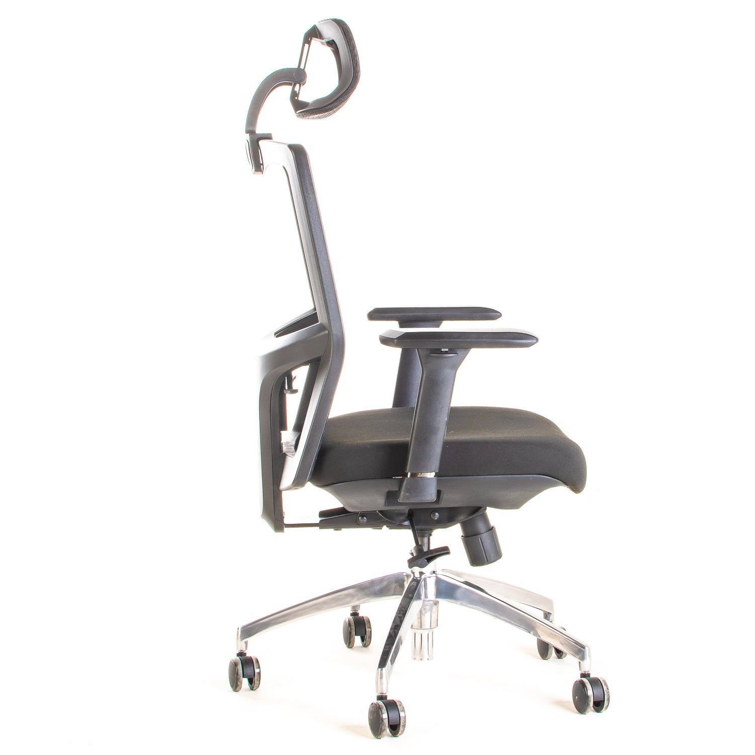 Silla ejecutiva ergonómica sincrónica con respaldo de malla y apoyo lumbar Maska-1 con Cabecero vista lateral