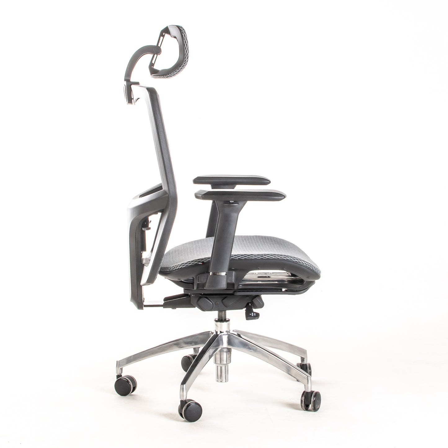 Silla ejecutiva ergonómica sincrónica con respaldo de malla y apoyo lumbar Maska-X con Cabecero vista lateral