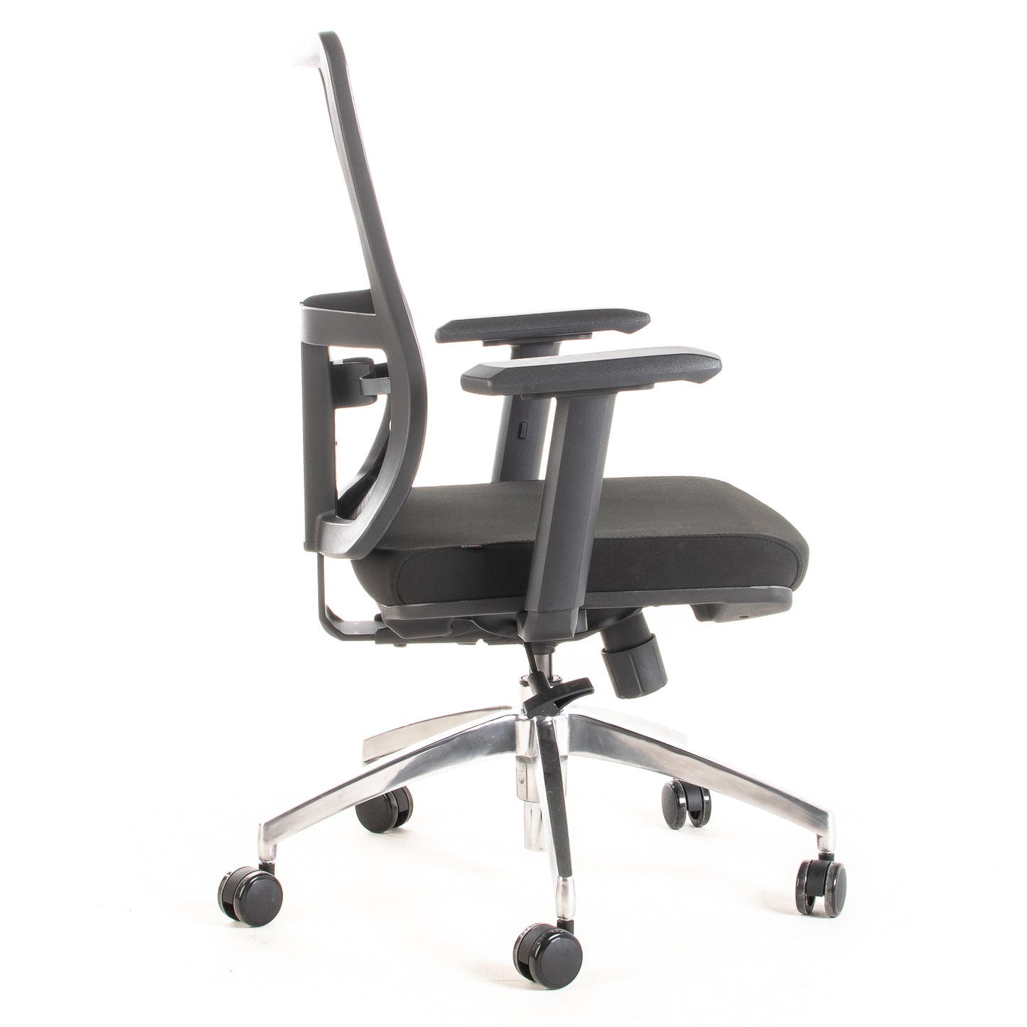 Silla ejecutiva ergonómica con respaldo de malla y apoyo lumbar STARK-1 Sincrónica vista lateral