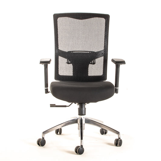 Silla ejecutiva ergonómica sincrónica con respaldo de malla y apoyo lumbar Maska-1 vista frontal